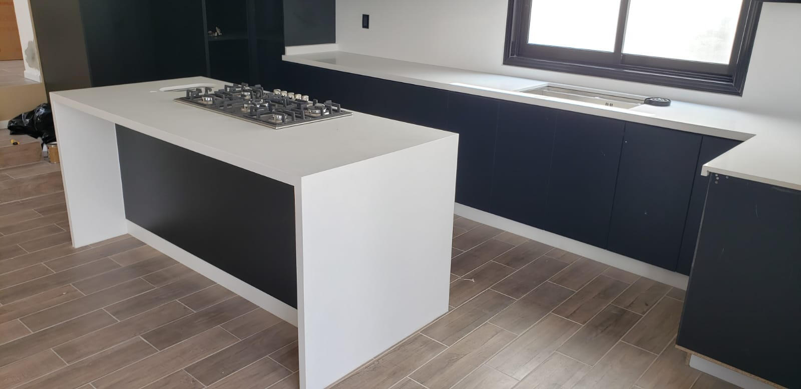 White Quartz Countertop