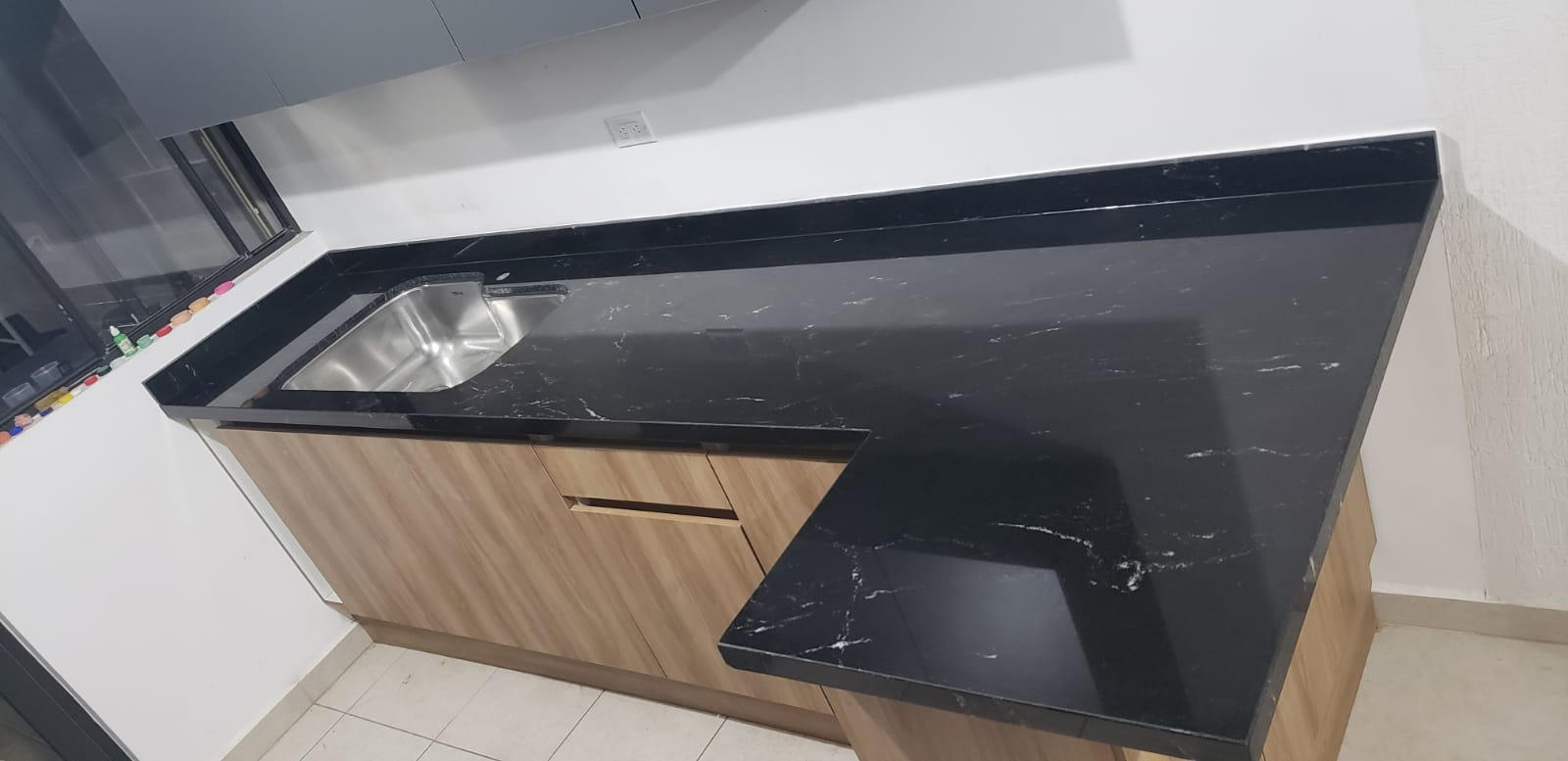 Black Kitchen Countertop